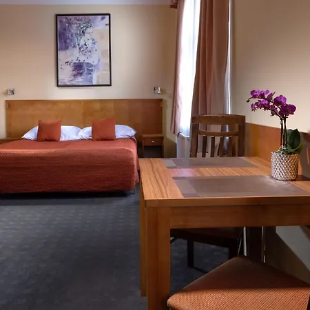 Anyday Apart-hotel 3*