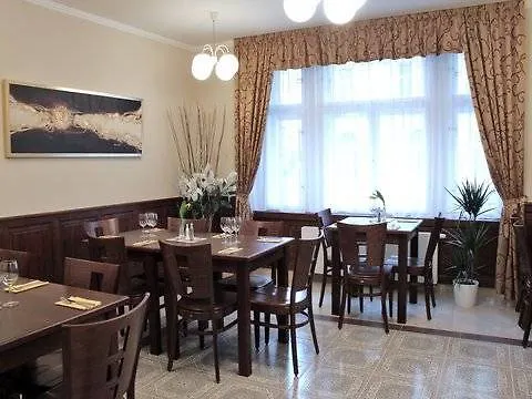 애니데이 아파트호텔 3*