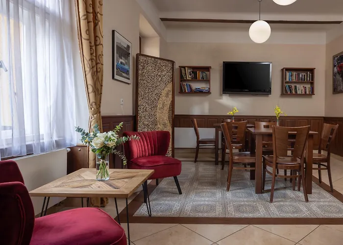 Anyday Aparthotel 3*